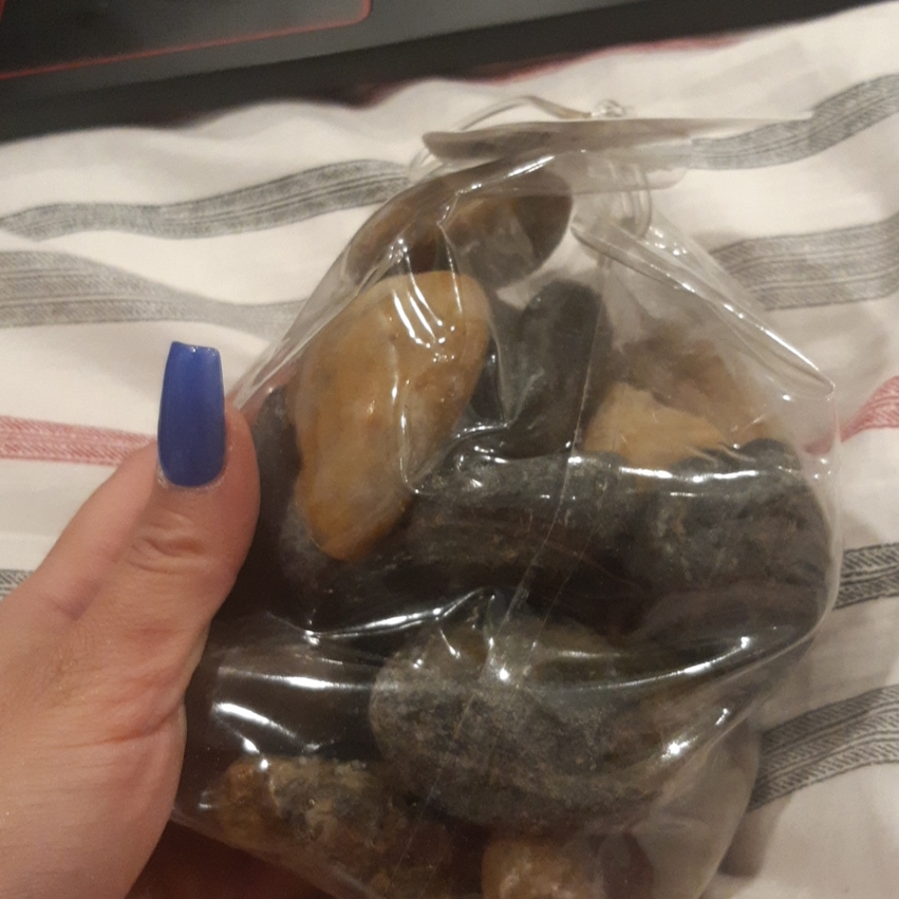 River rocks and glass gems NWT